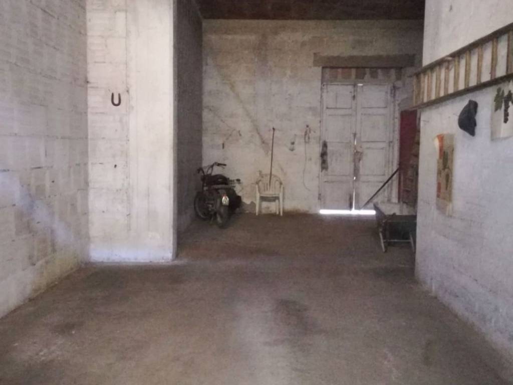 Casa indipendente a Acquaviva delle fonti in Via Luca Tricarico, 5 - Foto 3