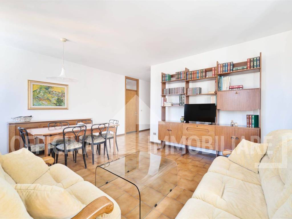 Appartamento a Morbegno in Piazza Caduti Libertà - Foto 3