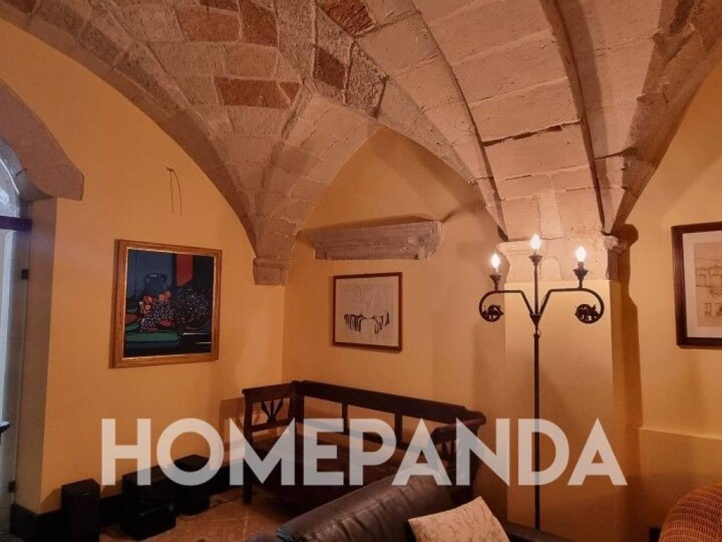 Palazzo / stabile a Lecce in Via Sepolcri Messapici, 7 - Foto 2