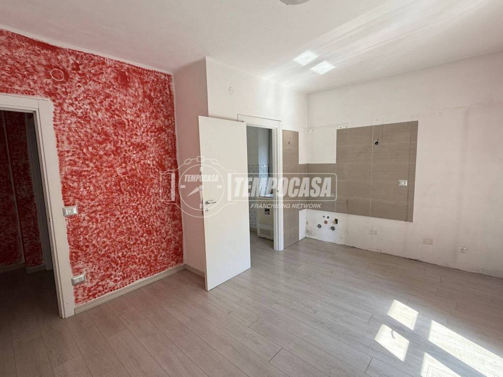 Appartamento a Asti in Piazzale Bixio Nino 7 - Foto 5