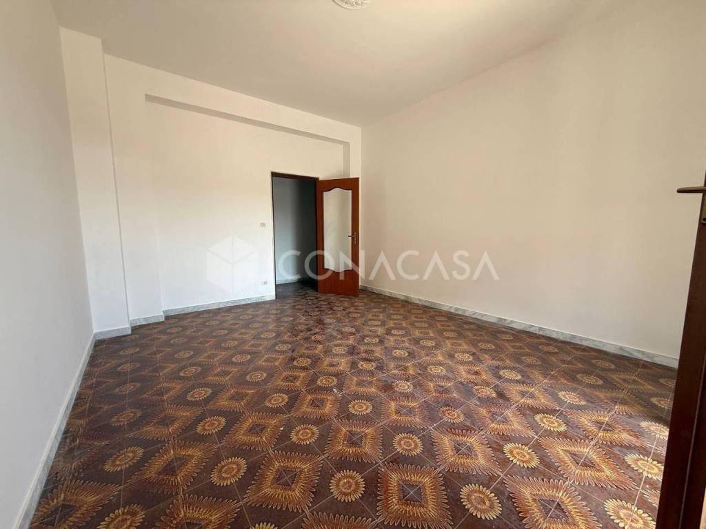 Appartamento a Trani in Via Papa Giovanni XXIII, 2 - Foto 4