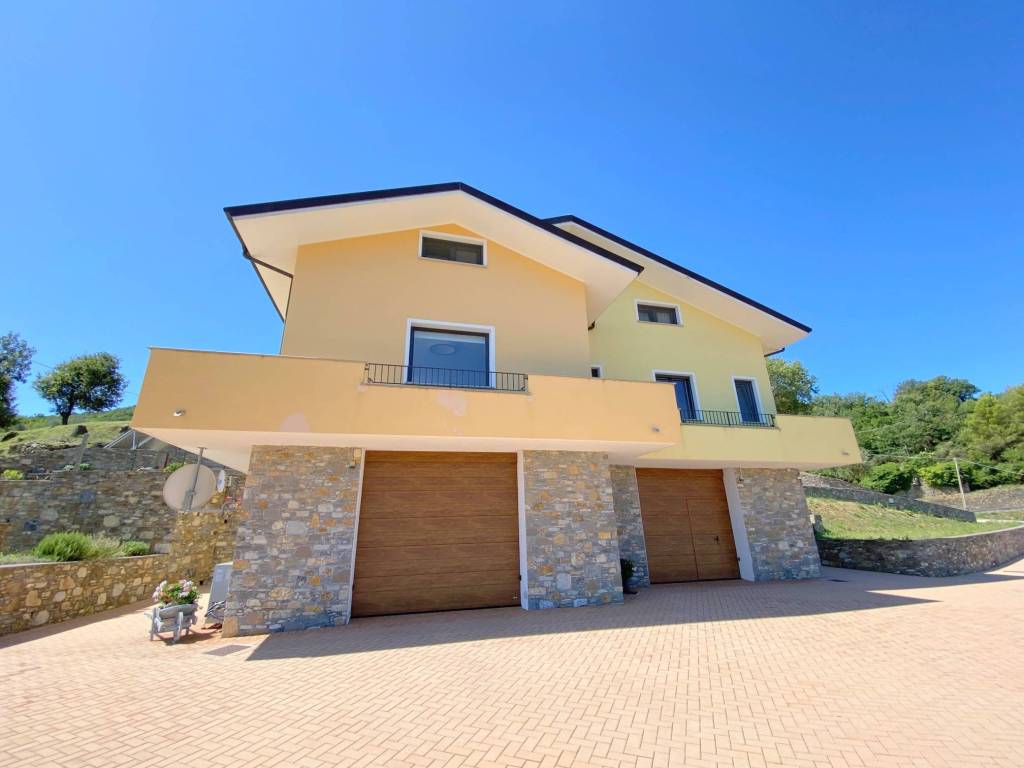 Villa a Andora in Via Paolo Cavassa - Foto 2