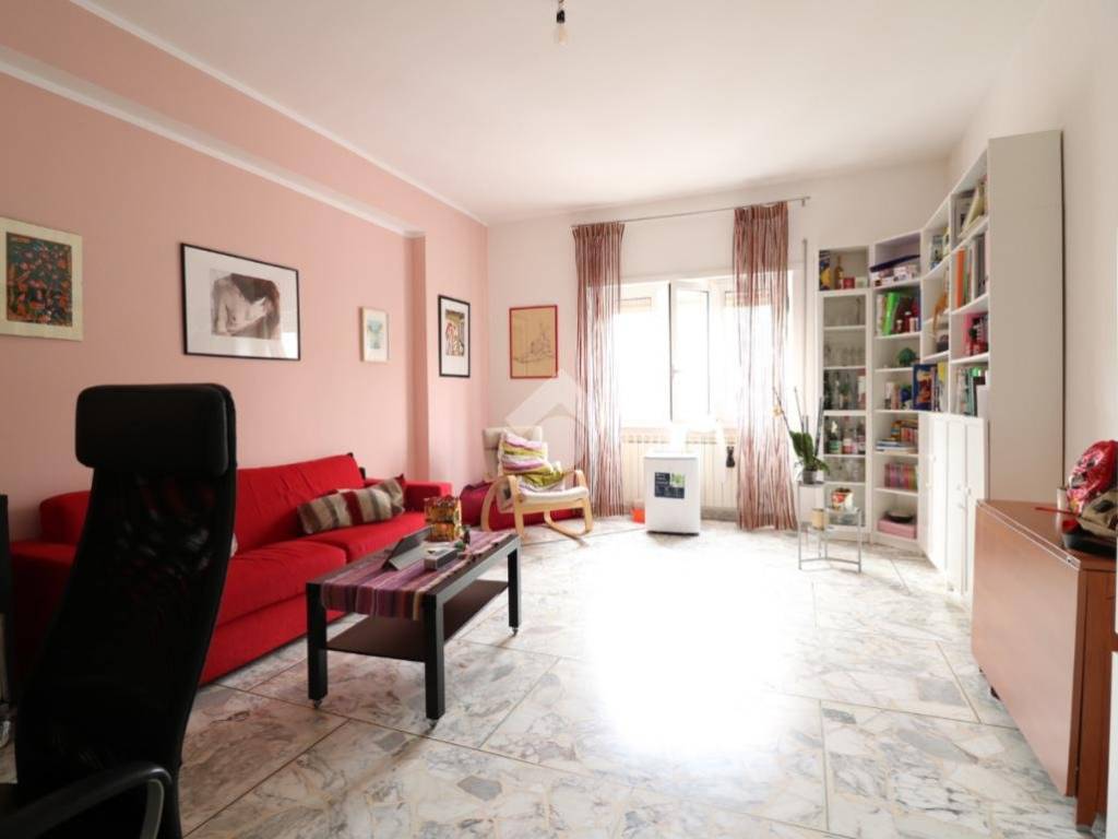 Appartamento a Genzano di roma in Via Edmondo de Amicis, 63 - Foto 3
