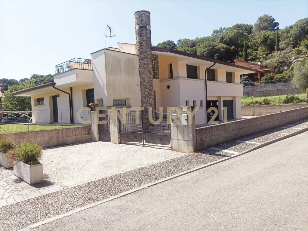 Villa a Medea in Via Topadich, 19 - Foto 4