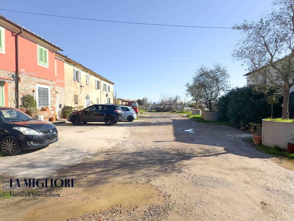 Appartamento a Pistoia in Via Traversa del Pillone - Foto 3