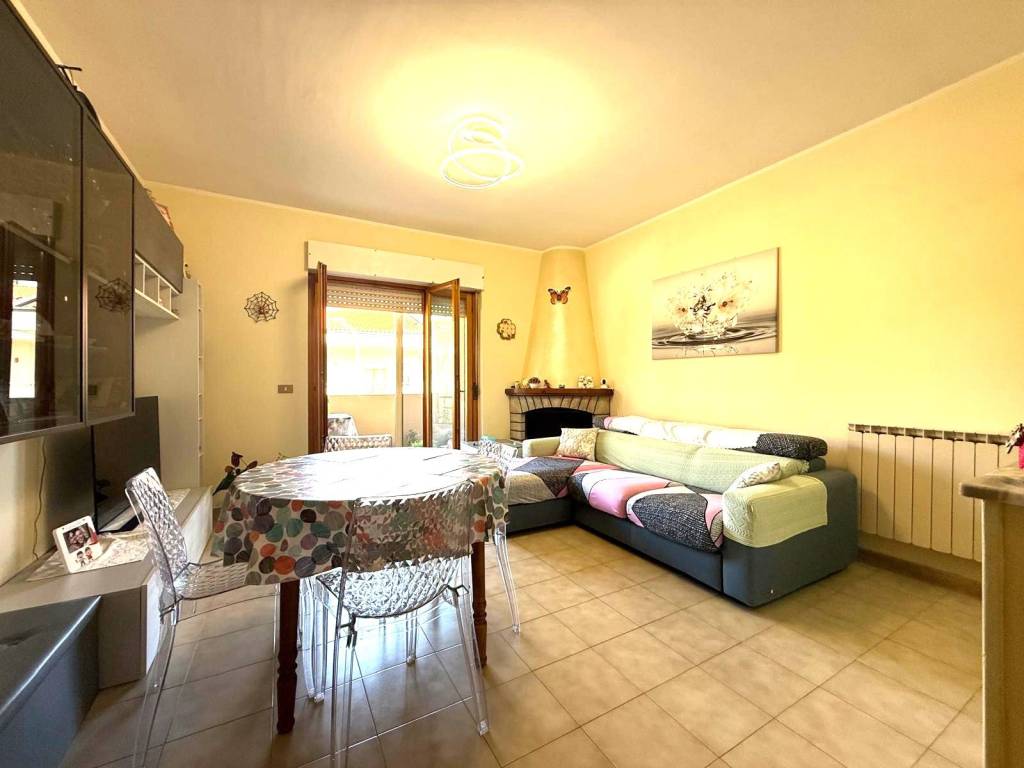 Appartamento a Rieti in Via Campoloniano - Foto 4