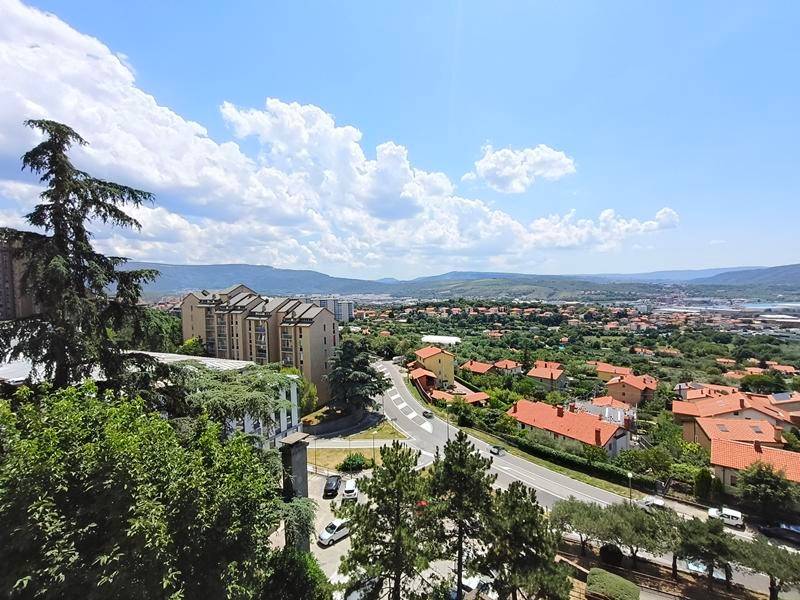 Appartamento a Trieste in Via Monte Peralba, 32 - Foto 2