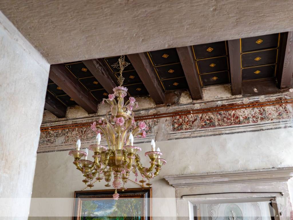 Casa indipendente a Vittorio veneto in Via Martiri della Libertà, 21 - Foto 2