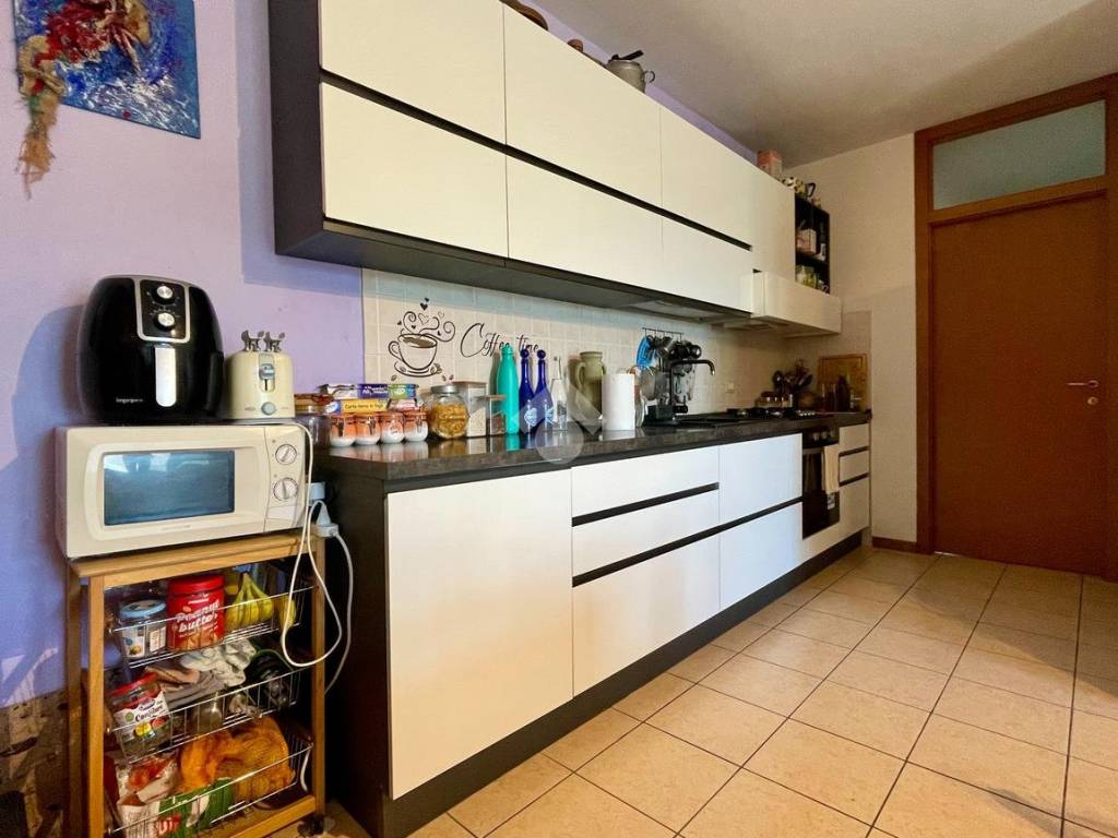 Appartamento a Selvazzano dentro in Via Cristoforo Colombo, 31 - Foto 5