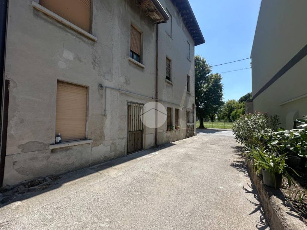 Rustico / casale a Calvisano in Via S. Michele, 83 - Foto 2