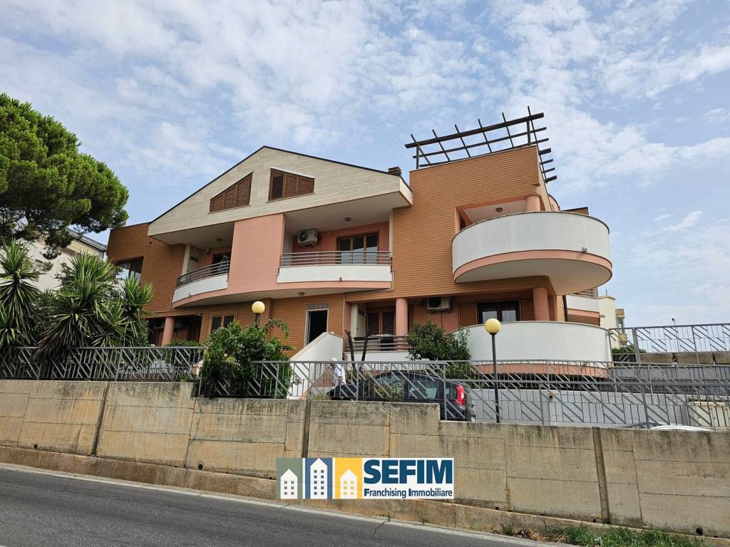 Villa a Matera in Via Eustachio Verricelli - Foto 2