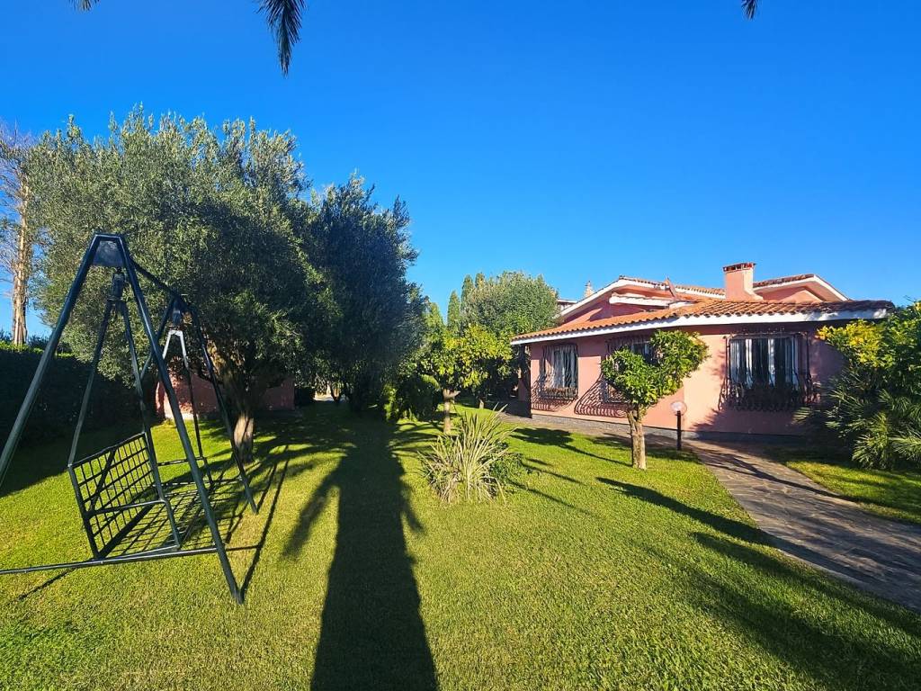 Villa a San felice circeo in Via Giacomo Leopardi, 35 - Foto 3