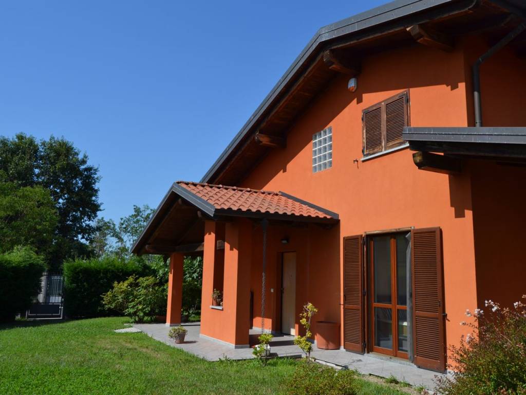 Villa a Villanova biellese in Via Umberto, 7 - Foto 2