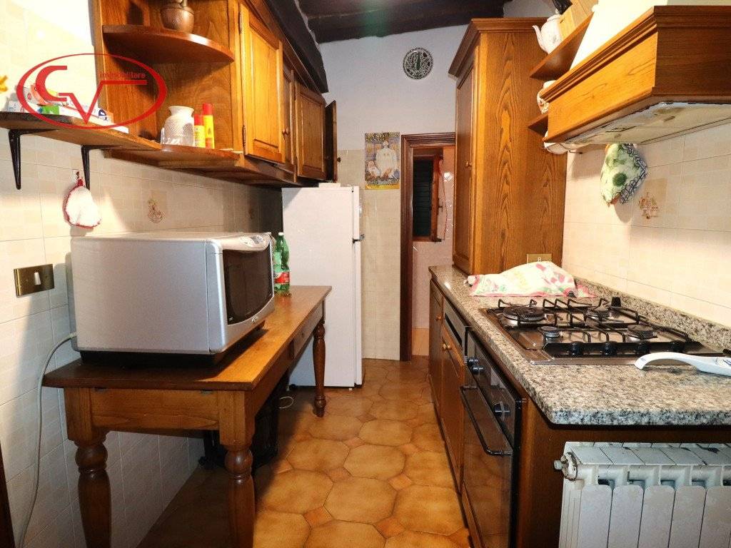 Appartamento a Bucine in Strada Comunale di Pietraviva - Foto 4