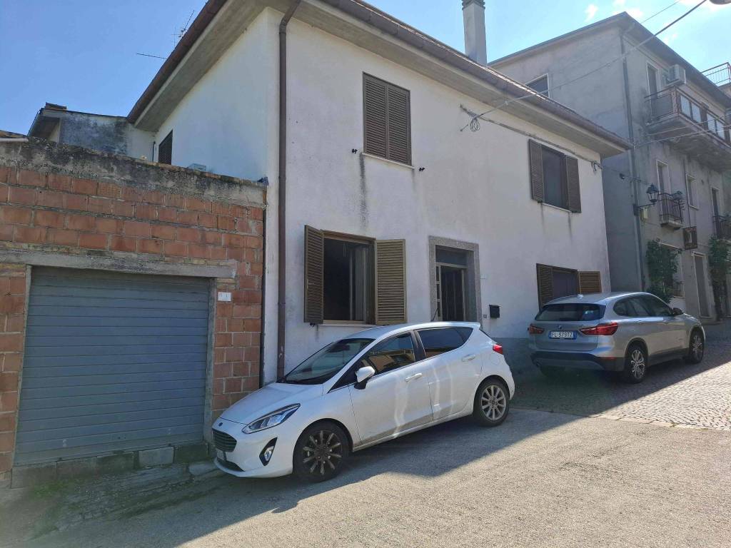 Casa indipendente a Campli in Via Armando Diaz, 1 - Foto 4