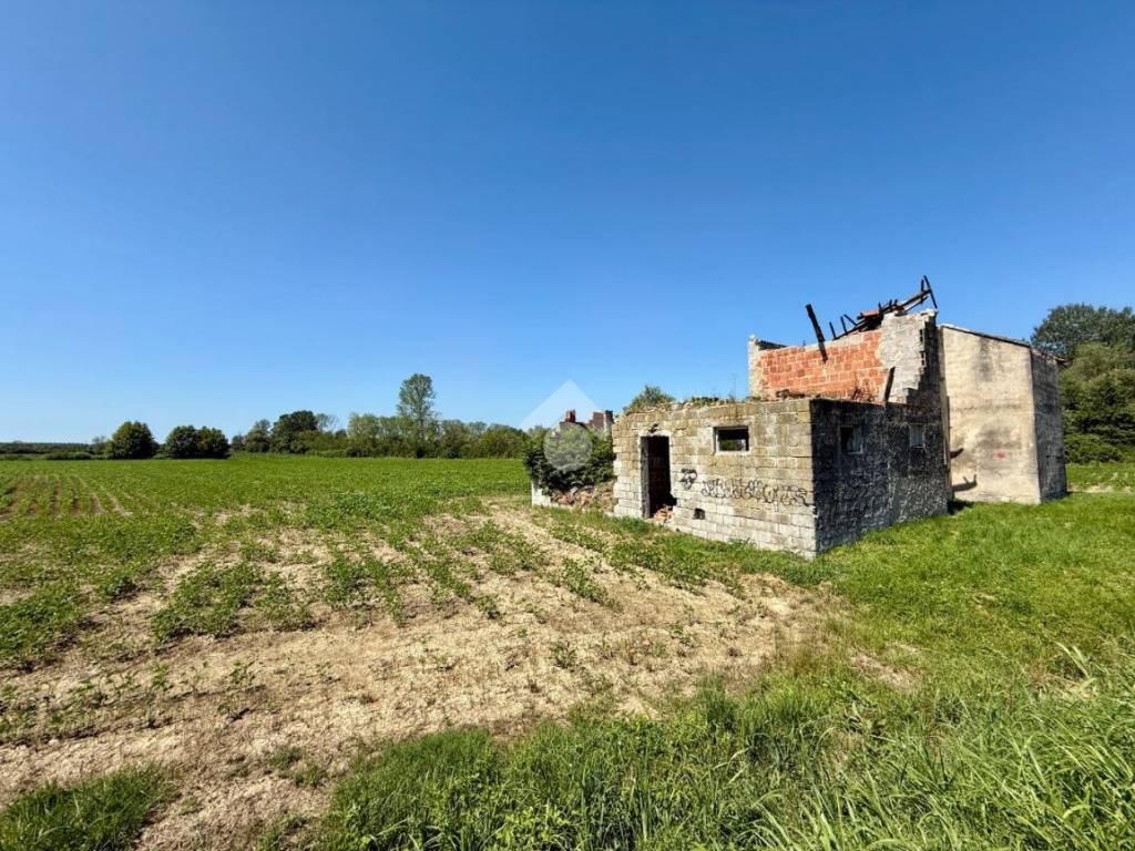 Rustico / casale a Azzano decimo in Via dei laghi - Foto 5