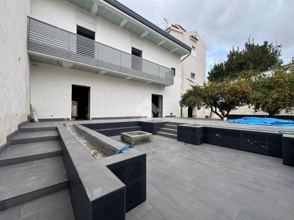 Villa a Aversa in VIA PARENTE, 1 - Foto 2