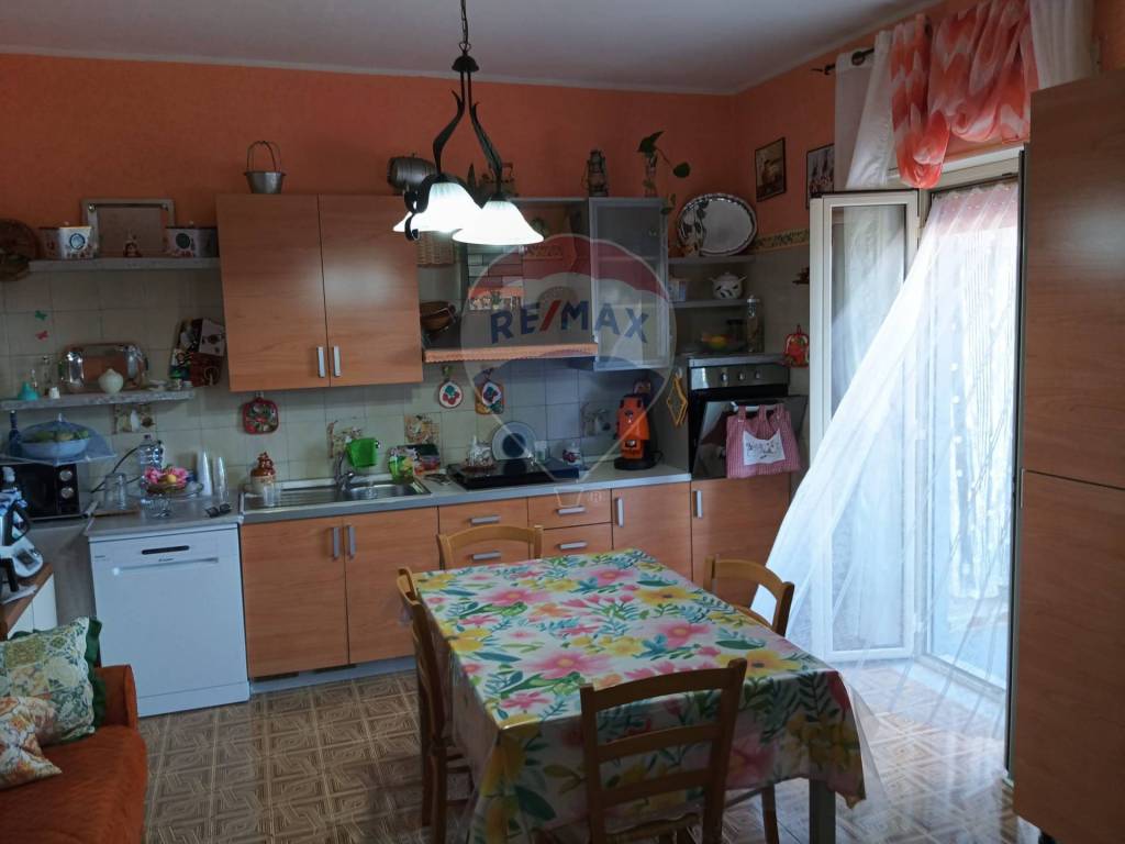 Casa indipendente a Melilli in Via Ticino, 26 - Foto 4