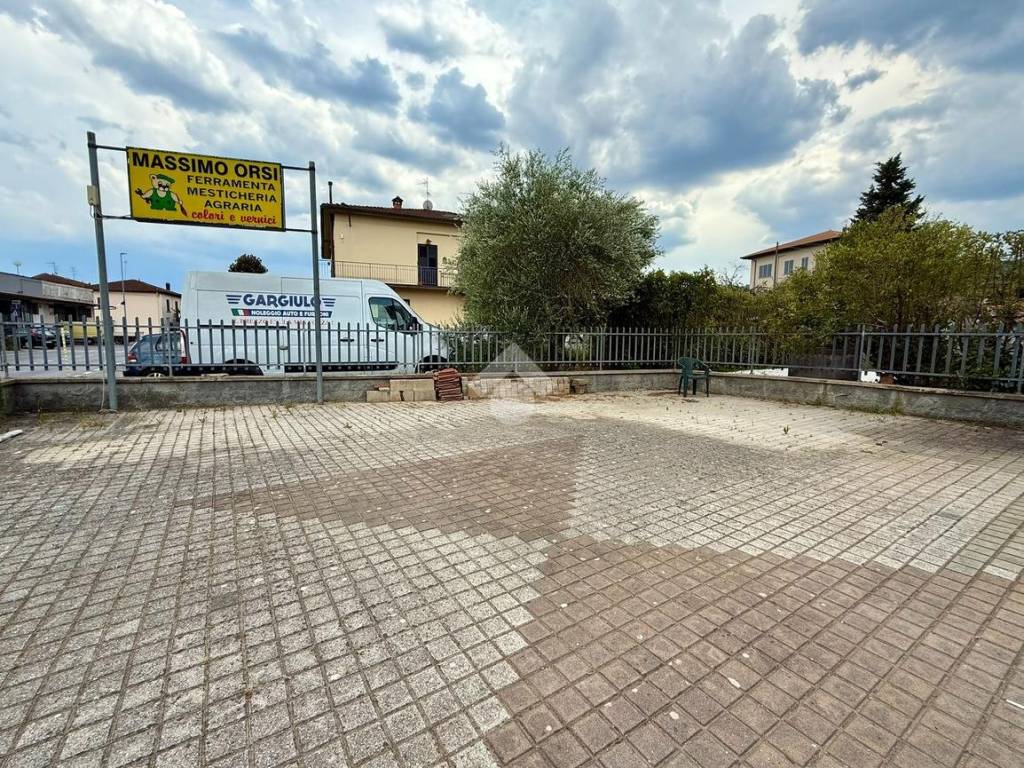 Appartamento a Quarrata in Via Vecchia Fiorentina Primo Tronco, 215 - Foto 4