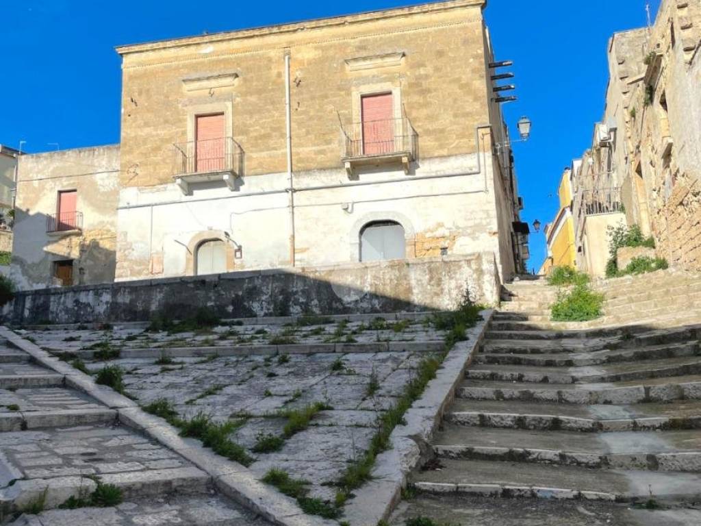 Casa indipendente a Canosa di puglia in V.cl Amerigo Vespucci, 40 - Foto 3