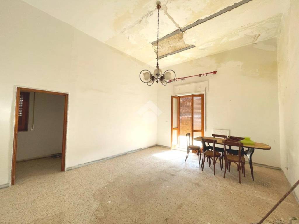 Casa indipendente a Canosa di puglia in V.cl Amerigo Vespucci, 40 - Foto 5