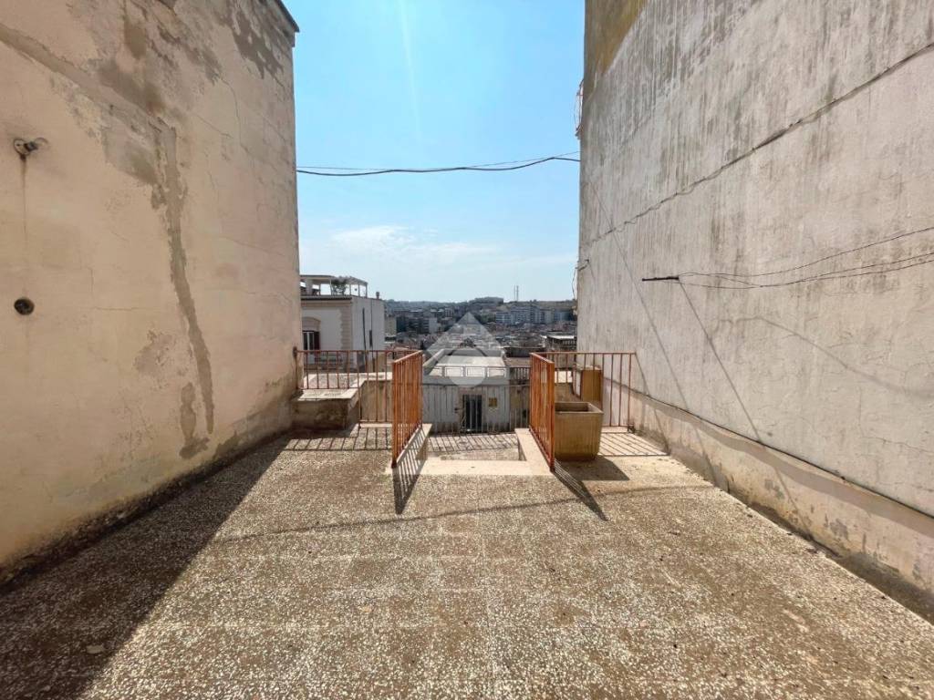 Casa indipendente a Canosa di puglia in Piazza Umberto I, 26 - Foto 4