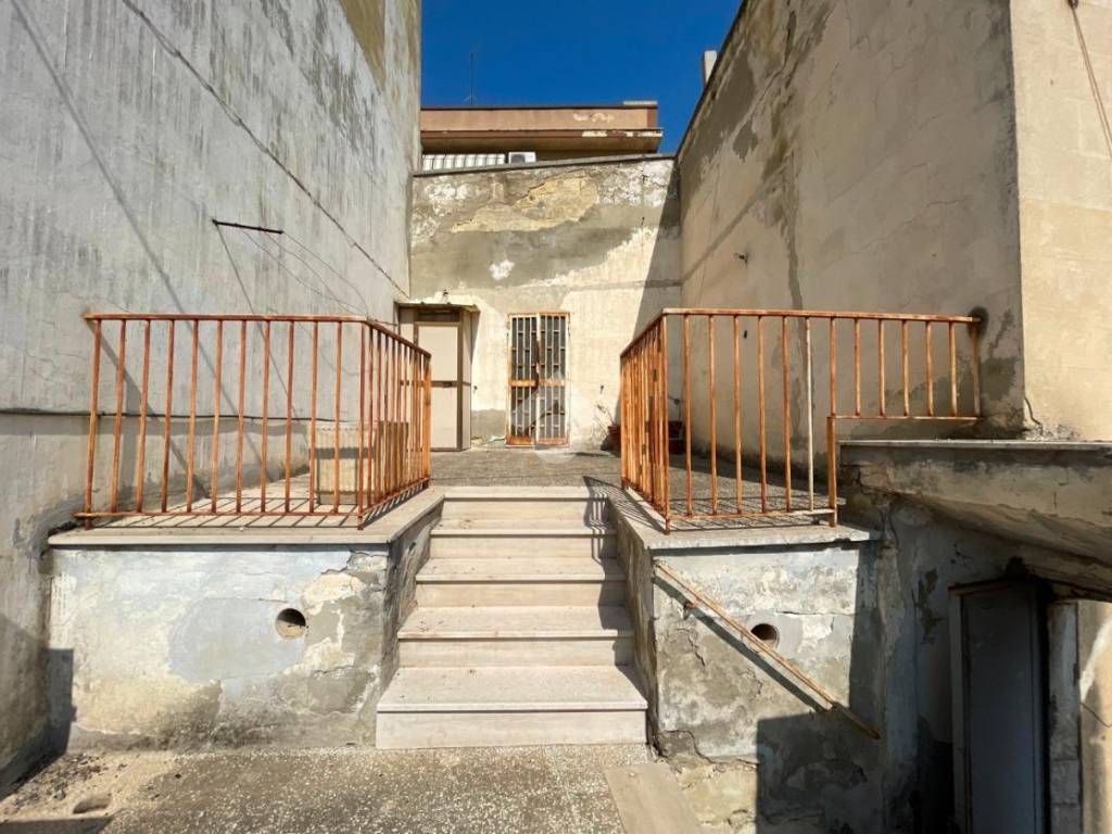 Casa indipendente a Canosa di puglia in Piazza Umberto I, 26 - Foto 5