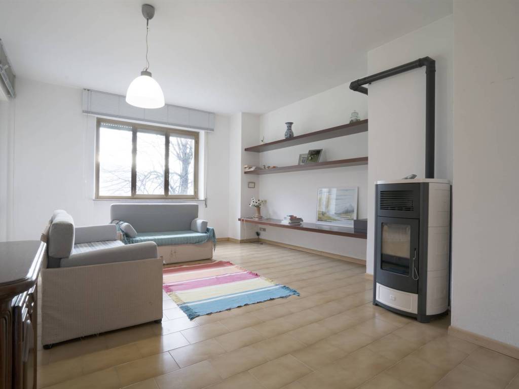 Appartamento a Prata camportaccio in Via Pizzo, 13 - Foto 2