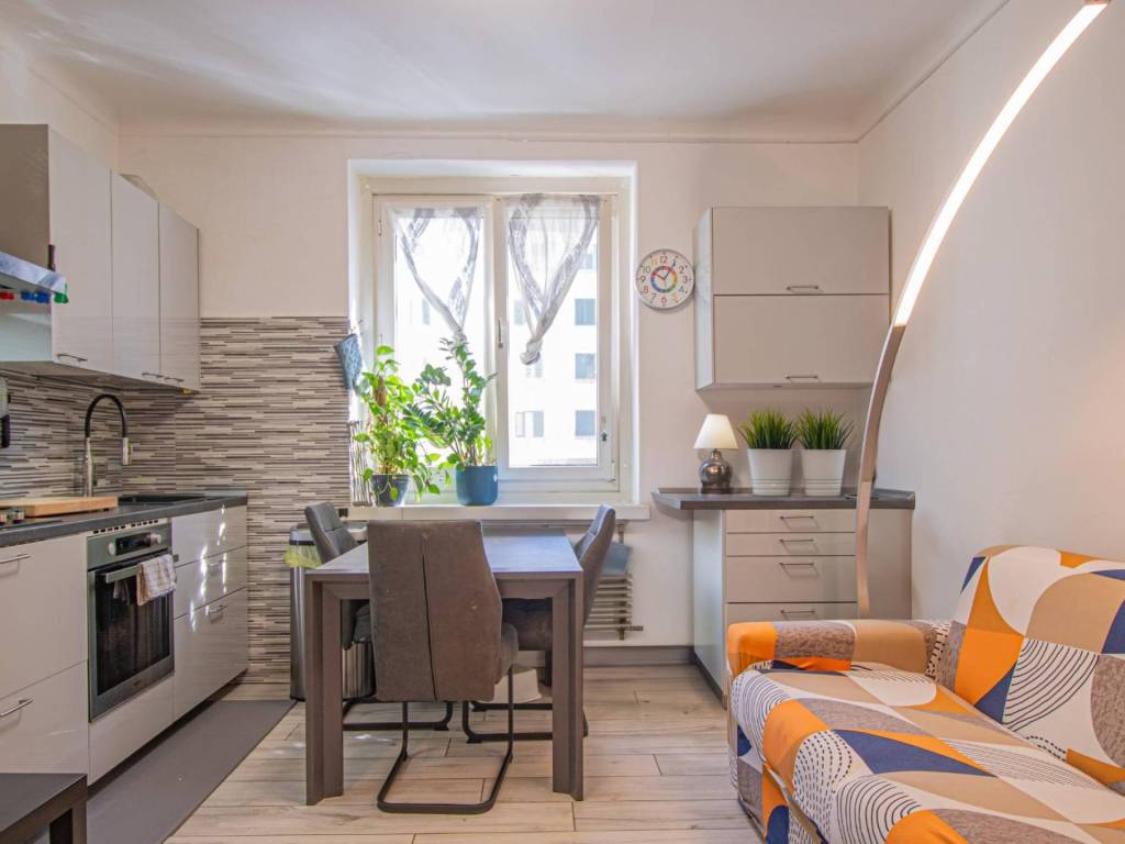 Appartamento a Trieste in Via Lorenzo Lorenzetti - Foto 3