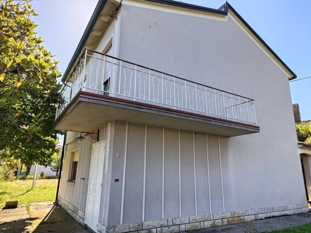 Villa a Lugo in Via Rotaccio, 8 - Foto 3