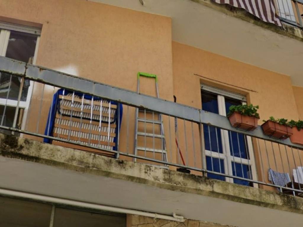 Palazzo / stabile a Verbania in Via Annibale Rosa, 23 - Foto 2