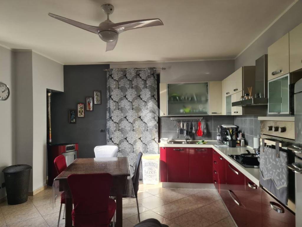 Appartamento a Bra in VIA DON LUIGI ORIONE, 202 - Foto 2