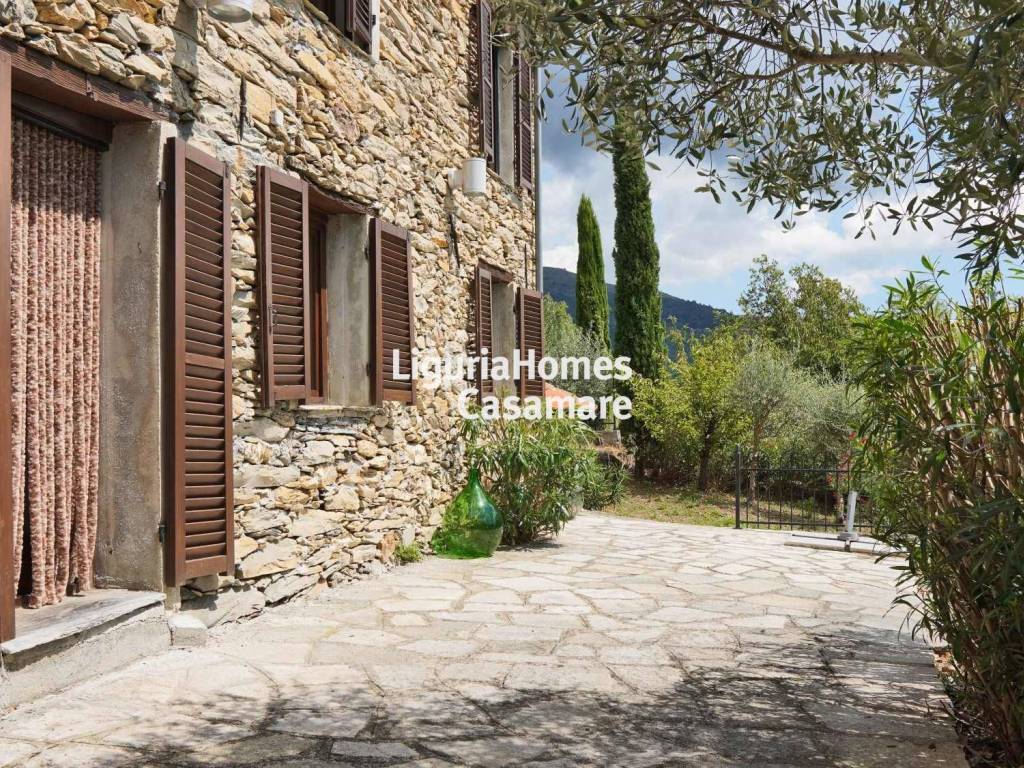 Villa a Borgomaro in Via Giovanni XXIII, 6 - Foto 4