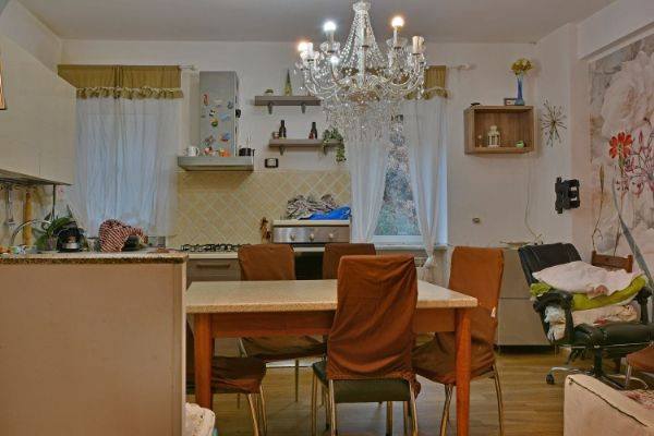 Appartamento a Varazze in Via Emilio Vecchia, 94 - Foto 2
