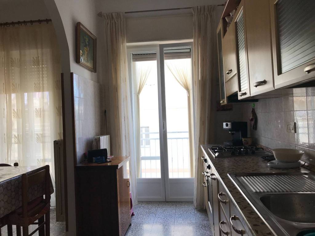 Appartamento a Ceglie messapica in Via San Francesco d'Assisi - Foto 2
