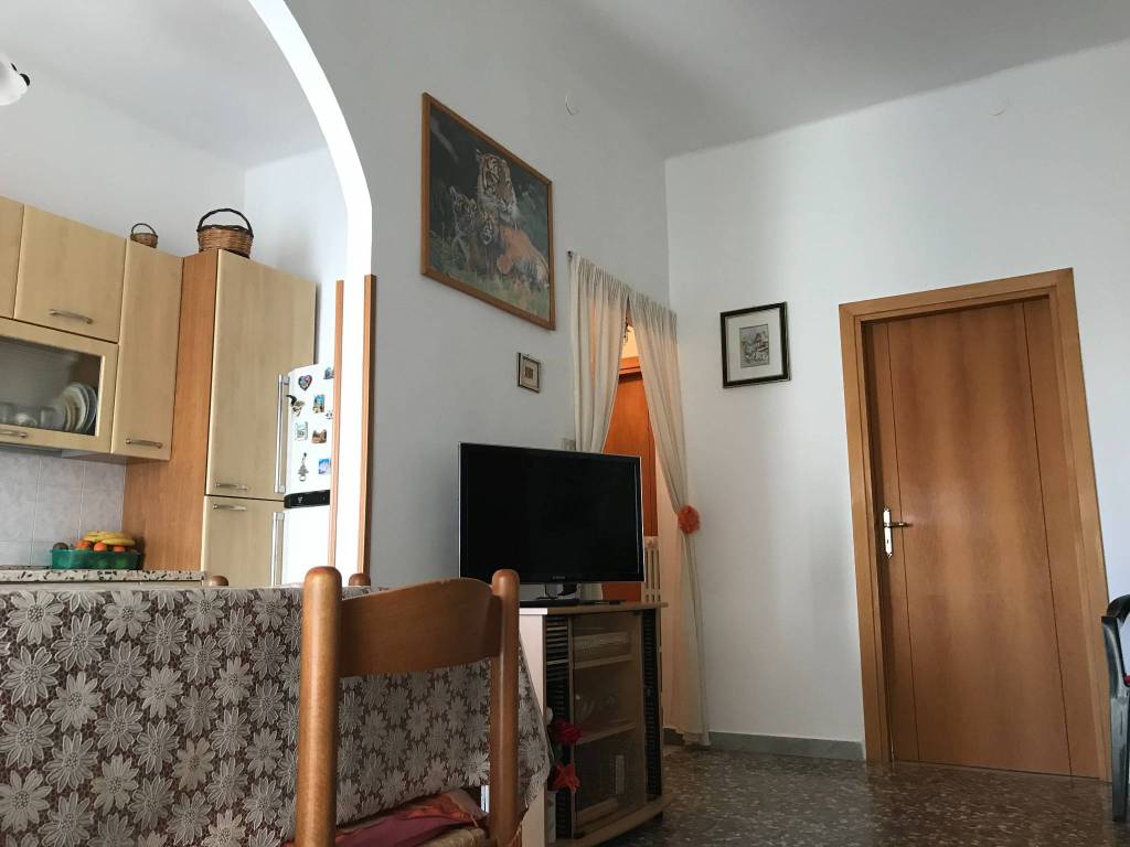 Appartamento a Ceglie messapica in Via San Francesco d'Assisi - Foto 5