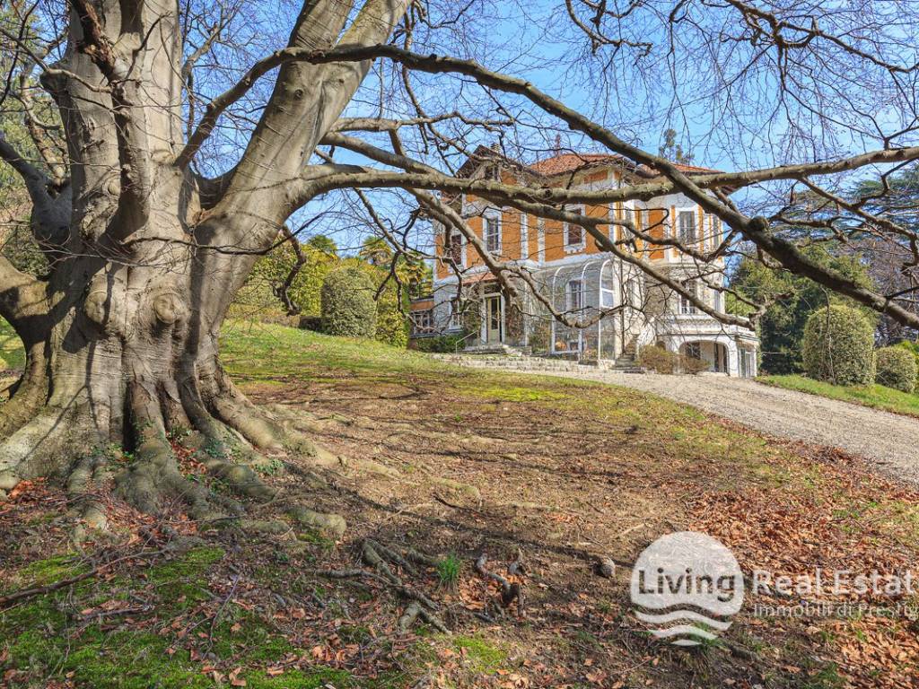 Villa a Varese in Via Benvenuto Cellini - Foto 3