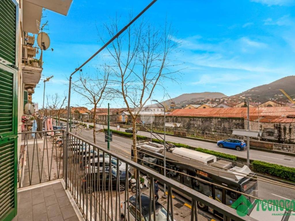 Appartamento a La spezia in VIALE AMENDOLA, 130 - Foto 2