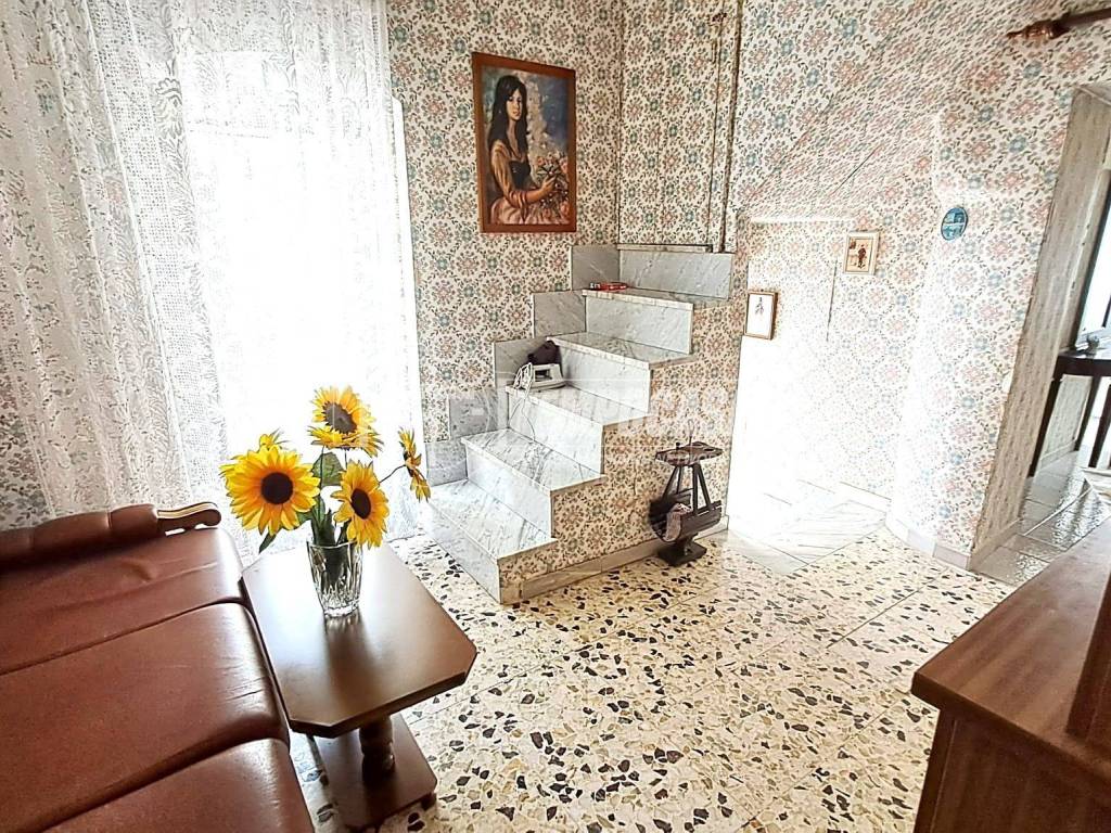 Casa indipendente a Adelfia in Via Giardino 41 - Foto 3