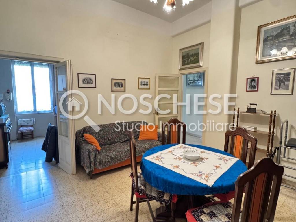 Appartamento a Salerno in Via Giovanni Berta, 30 - Foto 2