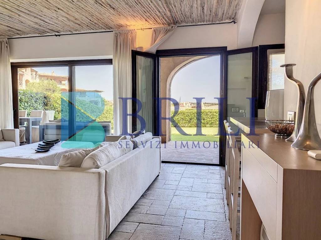 Appartamento a Arzachena in Via della Marina - Foto 5