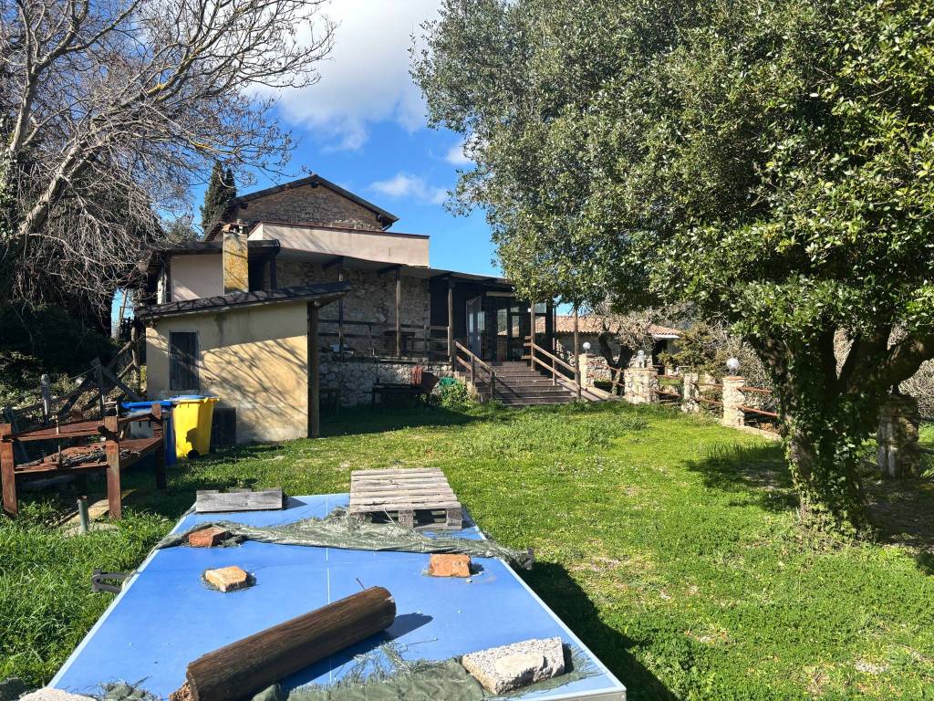 Villa a Terracina in Strada Provinciale Camposoriano - Foto 2