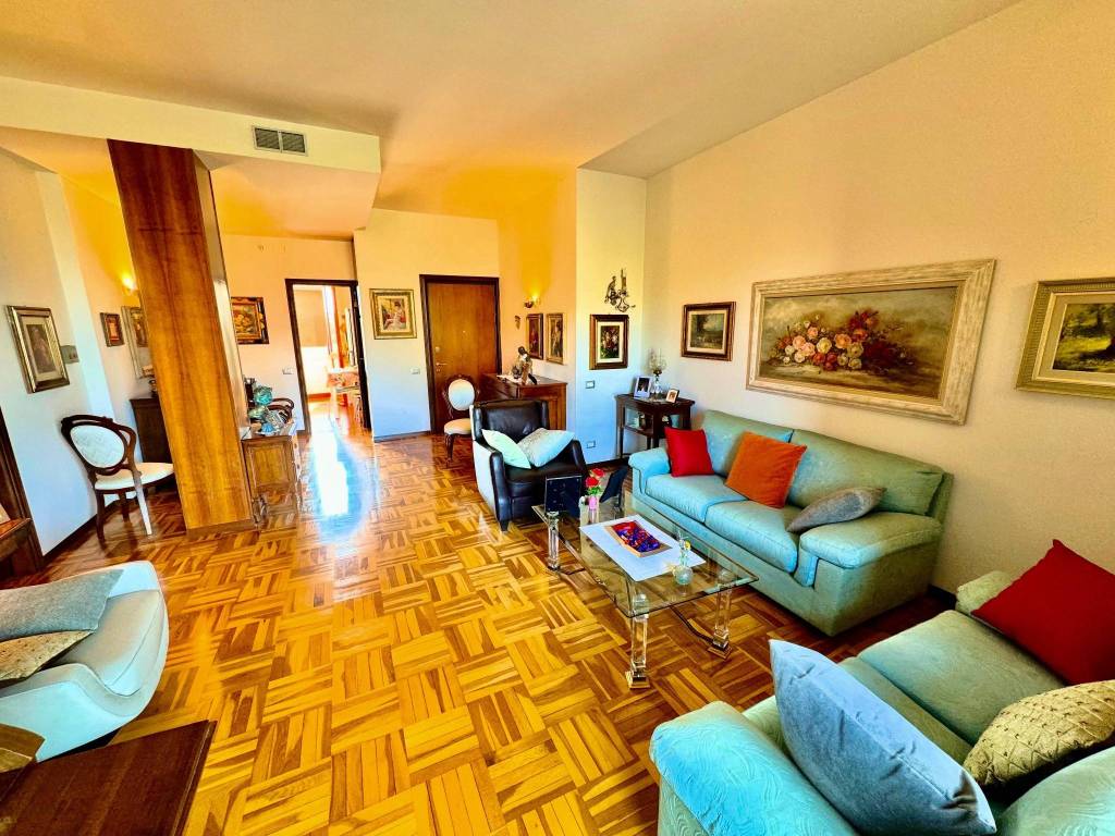 Appartamento a Piacenza in Via Gaetano Tononi - Foto 4