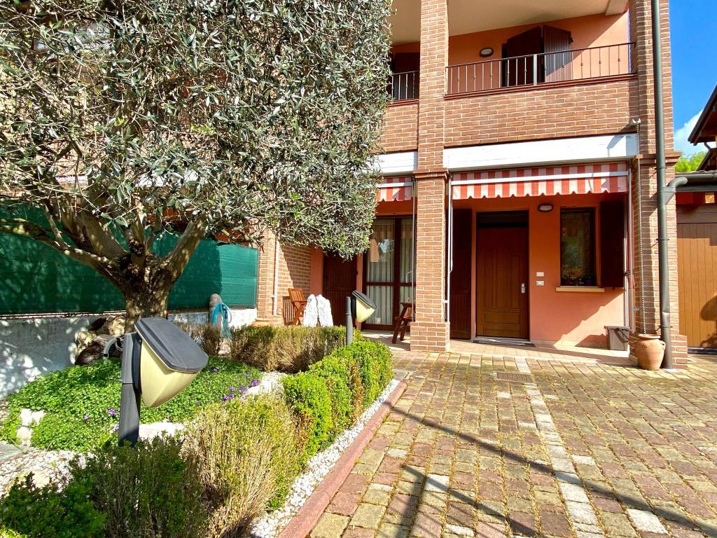 Villetta a schiera a San martino in rio in Via Pietro Alberti - Foto 5
