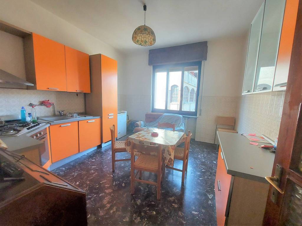 Appartamento a Ovada in Via Benedetto Cairoli - Foto 5