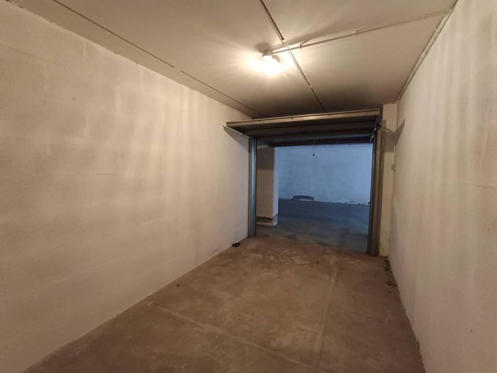 Box / garage a Monteroni di lecce in Via Alcide De Gasperi - Foto 3