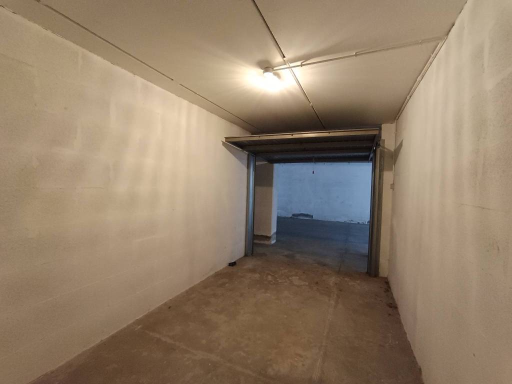 Box / garage a Monteroni di lecce in Via Alcide De Gasperi - Foto 4