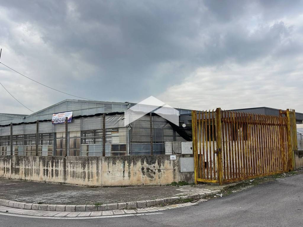 Terreno a Napoli in Via Mario Palermo - Foto 4