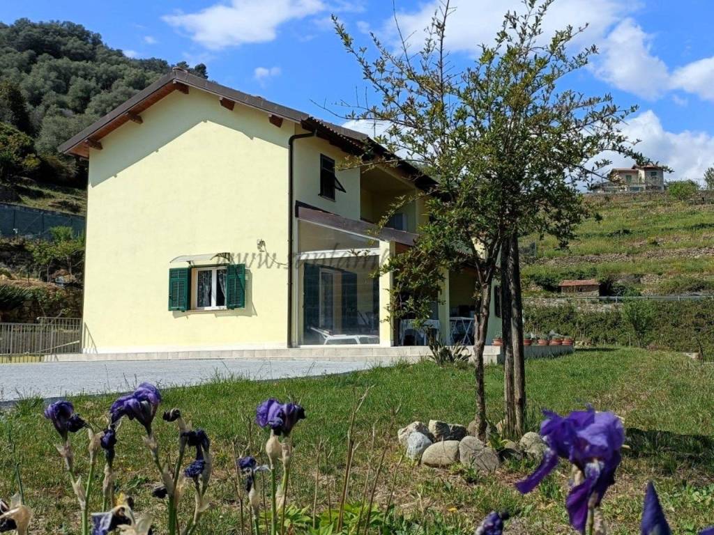 Villa a Dolceacqua in via circonvallazione - Foto 5
