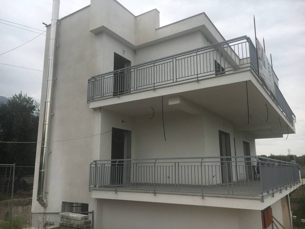 Villa a Formia in Strada Comunale Mamurrano - Foto 2